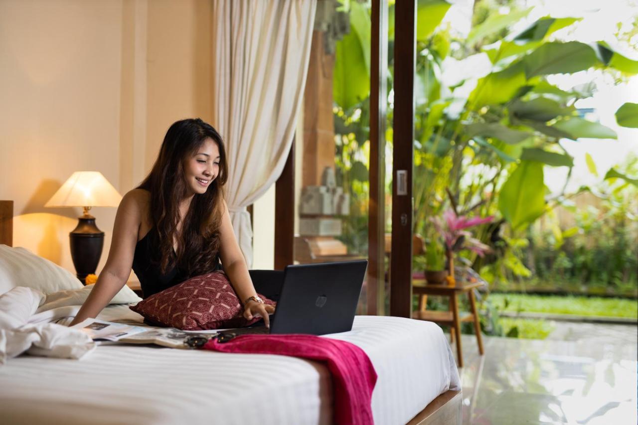 อูมา ซารี คอตเทจ Hotel อูบุด ภายนอก รูปภาพ